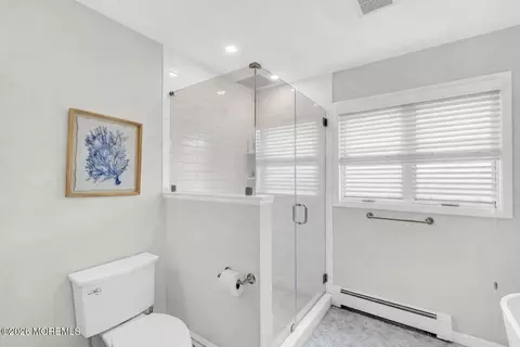 Bath - 608 Cedarcrest Dr, Brielle, NJ 08730 photo 3 of 5