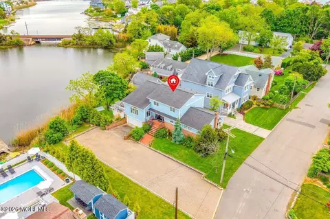608 Cedarcrest Dr, Brielle, NJ 08730