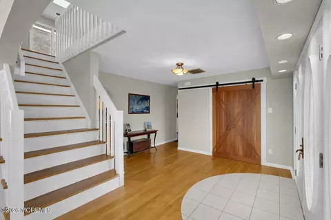 Entry Way - 608 Cedarcrest Dr, Brielle, NJ 08730 photo 2 of 2