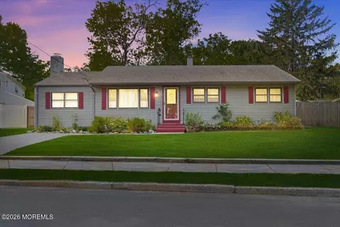 15 Sands Point Dr, Toms River, NJ 08755
