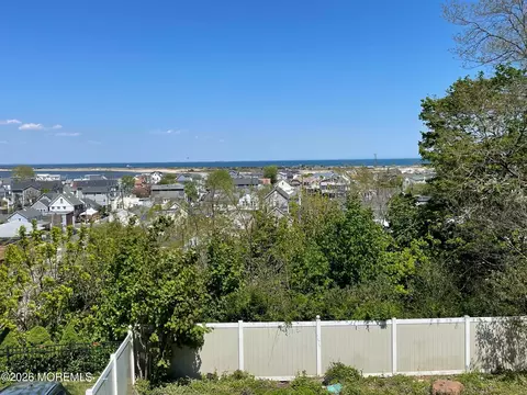 112 Navesink Ave, Highlands, NJ 07732