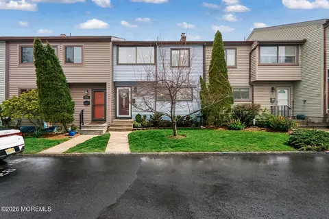 424 Tall Oak Ln, Hillsborough, NJ 08844