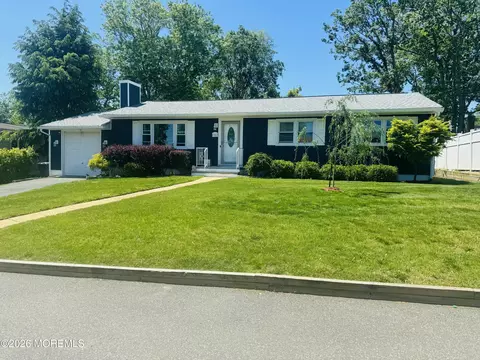 342 Delaware Dr, Brick, NJ 08723