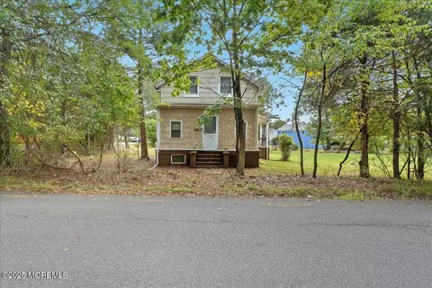 225 Irvington Ave, Somerset, NJ 08873