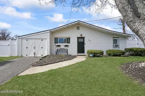 301 Allenhurst Ave, Neptune City, NJ 07753