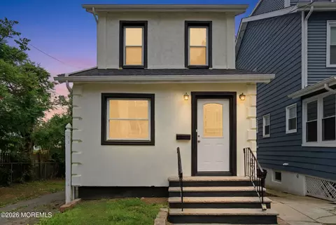 306-308 Smith St, Newark, NJ 07106