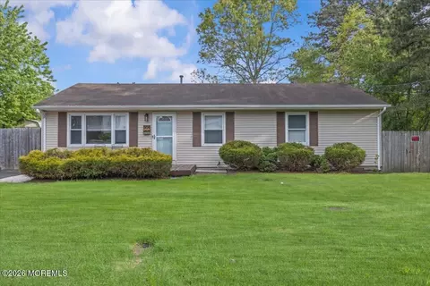 508 Riverside Ave, Toms River, NJ 08757