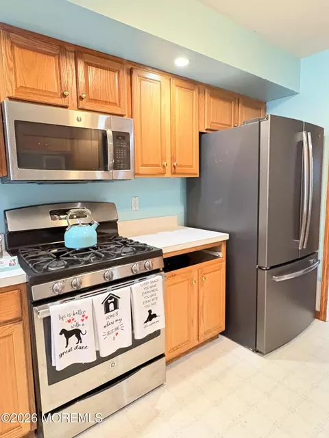 Kitchen - 456 Dock Rd, Forked River, NJ 08731 photo 2 of 2
