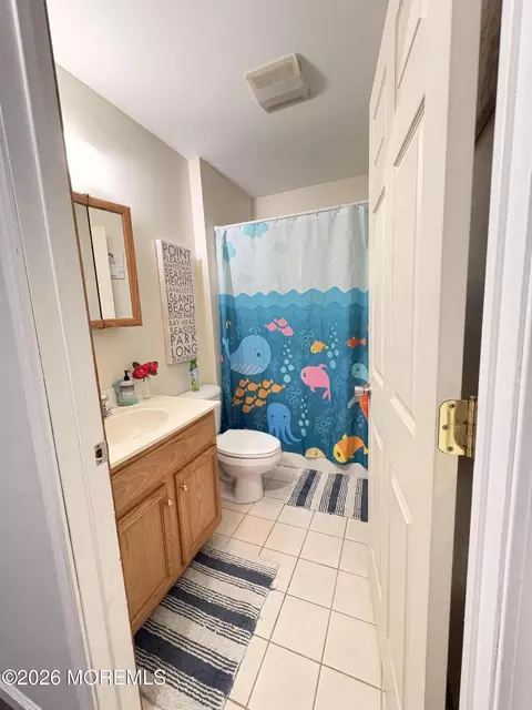 Bath - 456 Dock Rd, Forked River, NJ 08731 photo 1 of 2