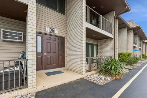 330 Shore Dr #C8, Highlands, NJ 07732