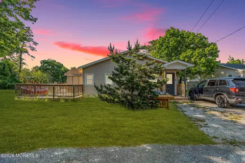 2025 7th Ave, Toms River, NJ 08757