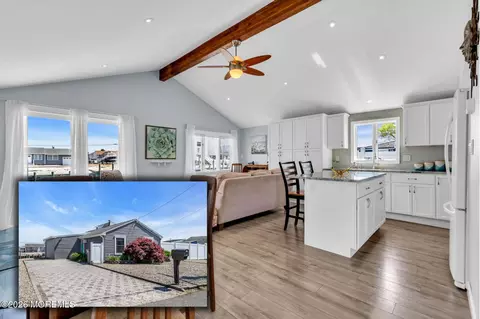 209 Fernwood Dr, Bayville, NJ 08721
