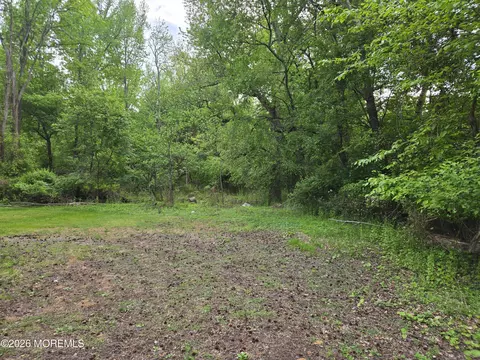 174 Jackson Mills Rd, Freehold, NJ 07728