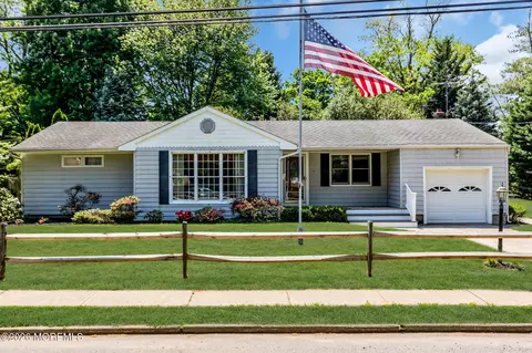 15 Chestnut St, Port Monmouth, NJ 07758