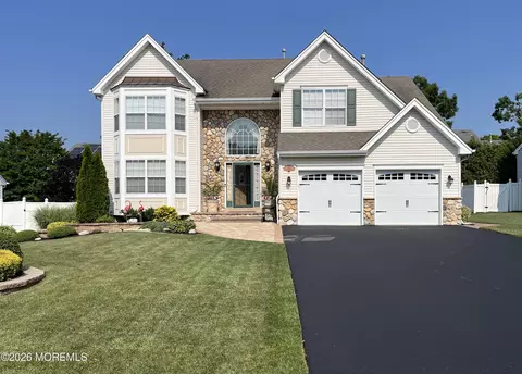 486 Mermaid Dr, Manahawkin, NJ 08050