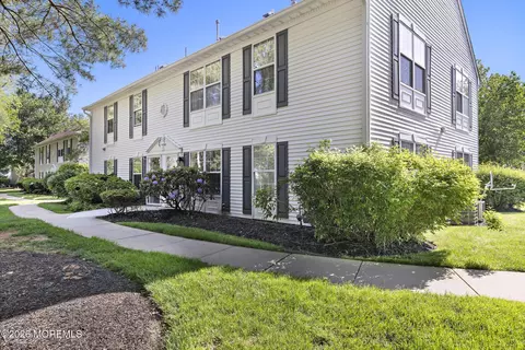 19 Parker Pass, Colts Neck, NJ 07722