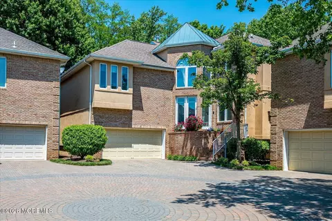 116 Sequoia Woods Ct, Holmdel, NJ 07733