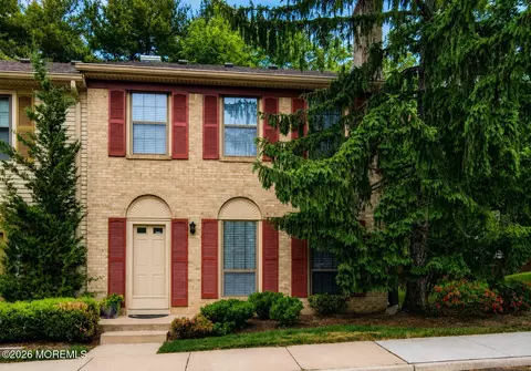 76 Bradford Ct, Aberdeen, NJ 07747