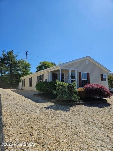 48 Fort Lee Dr, Manahawkin, NJ 08050