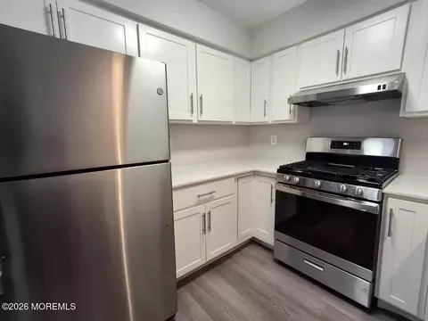 123 Northampton Dr, Holmdel, NJ 07733