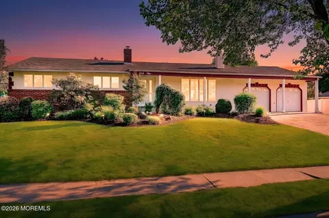55 Kierst St, Parlin, NJ 08859