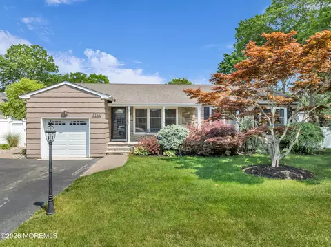 1155 Sylvan Dr, Toms River, NJ 08753