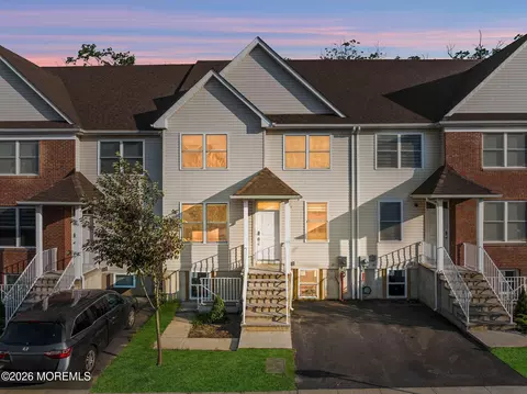 64 Sanz Town Rd, Lakewood, NJ 08701