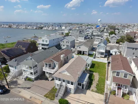 126 K St, Seaside Park, NJ 08752
