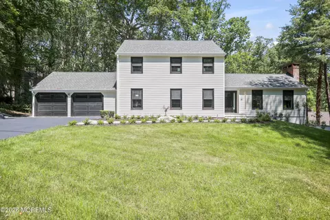 169 Pelican Rd, Middletown, NJ 07748