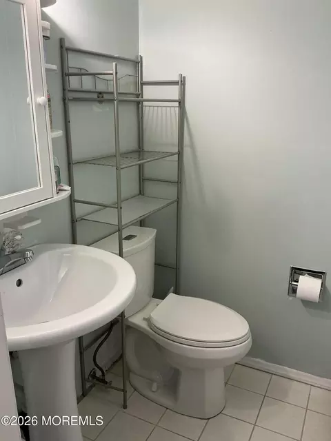 Bath - 2249 Emerald Park Dr, Forked River, NJ 08731 photo 1 of 2