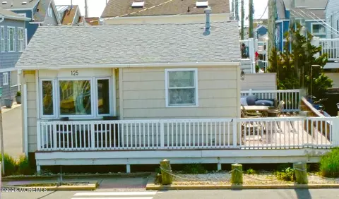 125 W Tide Way, Lavallette, NJ 08735
