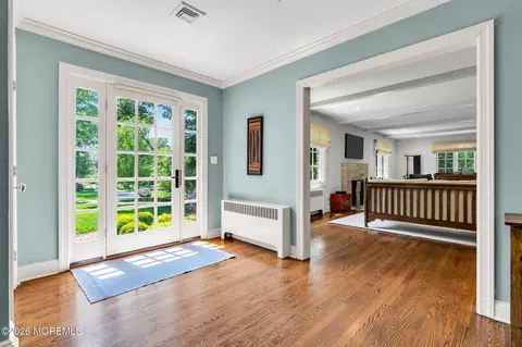 Entry Way - 15 Circle Dr, Rumson, NJ 07760 photo 2 of 4