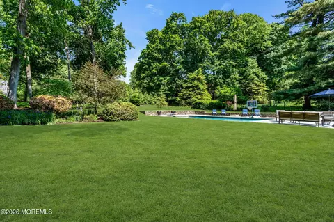 Exterior - 15 Circle Dr, Rumson, NJ 07760 photo 8 of 16