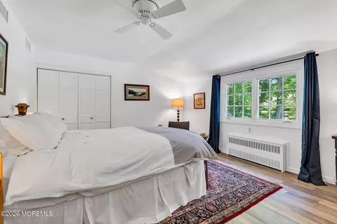 Bedroom - 15 Circle Dr, Rumson, NJ 07760 photo 3 of 4