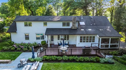 Exterior - 15 Circle Dr, Rumson, NJ 07760 photo 16 of 16