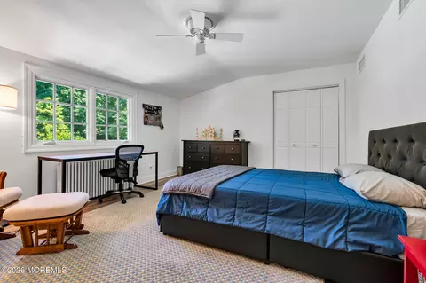 Bedroom - 15 Circle Dr, Rumson, NJ 07760 photo 4 of 4