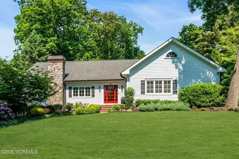 Exterior - 15 Circle Dr, Rumson, NJ 07760 photo 2 of 16