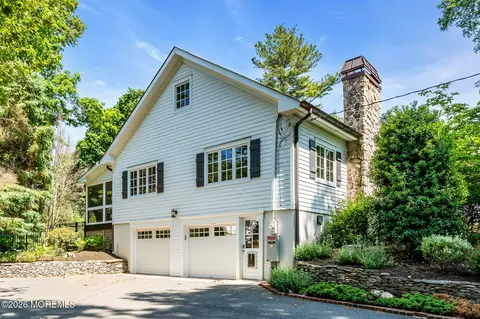 Exterior - 15 Circle Dr, Rumson, NJ 07760 photo 4 of 16