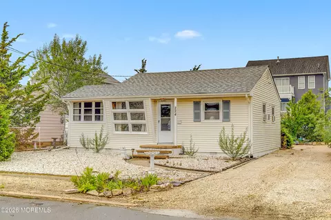 224 Eisenhower Ave, Seaside Heights, NJ 08751