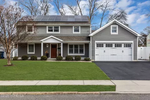 27 Branch Rd, Oakhurst, NJ 07755