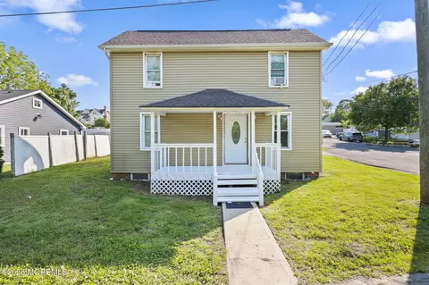 392 Hampton Ave #FRONT, Long Branch, NJ 07740