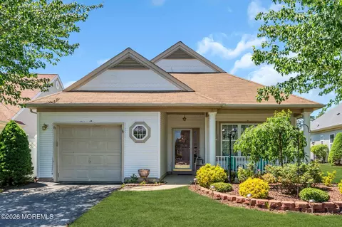 21 Provence Dr, Manchester, NJ 08759