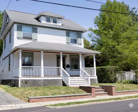 20 Brown Pl, Red Bank, NJ 07701