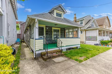 68 Franklin Ave, Ocean Grove, NJ 07756
