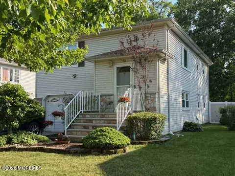 760 Magnolia Rd, North Brunswick, NJ 08902