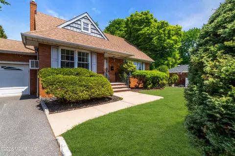 Exterior - 4 Conover Ct, Edison, NJ 08817 photo 7 of 7
