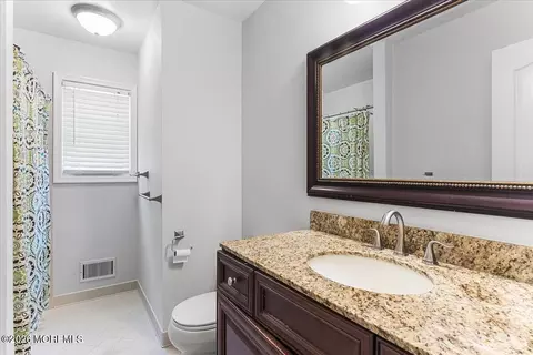 Bath - 17 Monroe Ln, Jackson, NJ 08527 photo 3 of 3