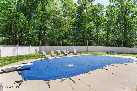 Exterior - 17 Monroe Ln, Jackson, NJ 08527 photo 7 of 7