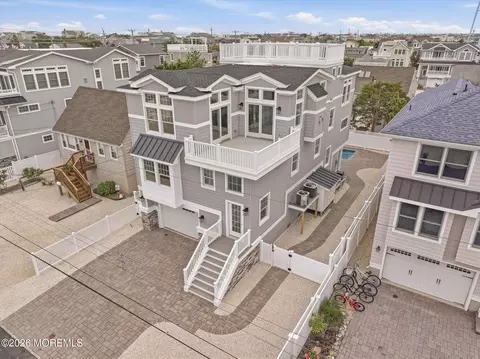 10 W Kirkland Ave, Long Beach Township, NJ 08008