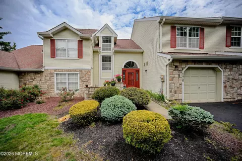 170 Colony Ln, Manalapan, NJ 07726
